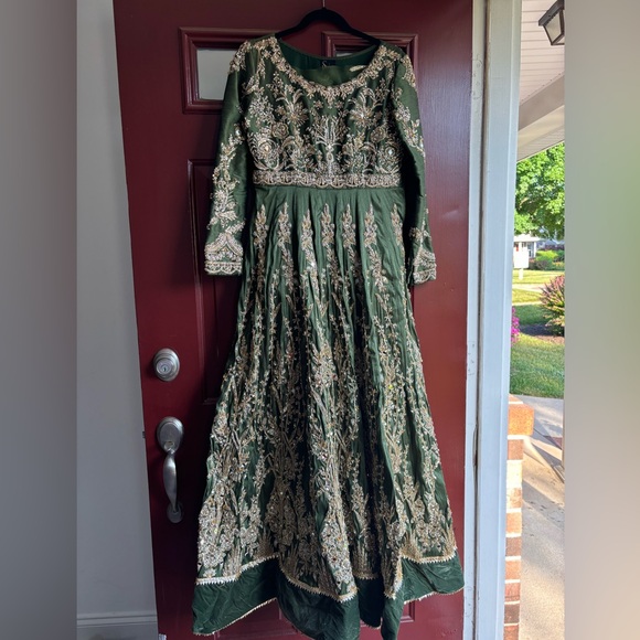 Saira Rizwan Bridal Maxi Dress - Picture 1 of 6